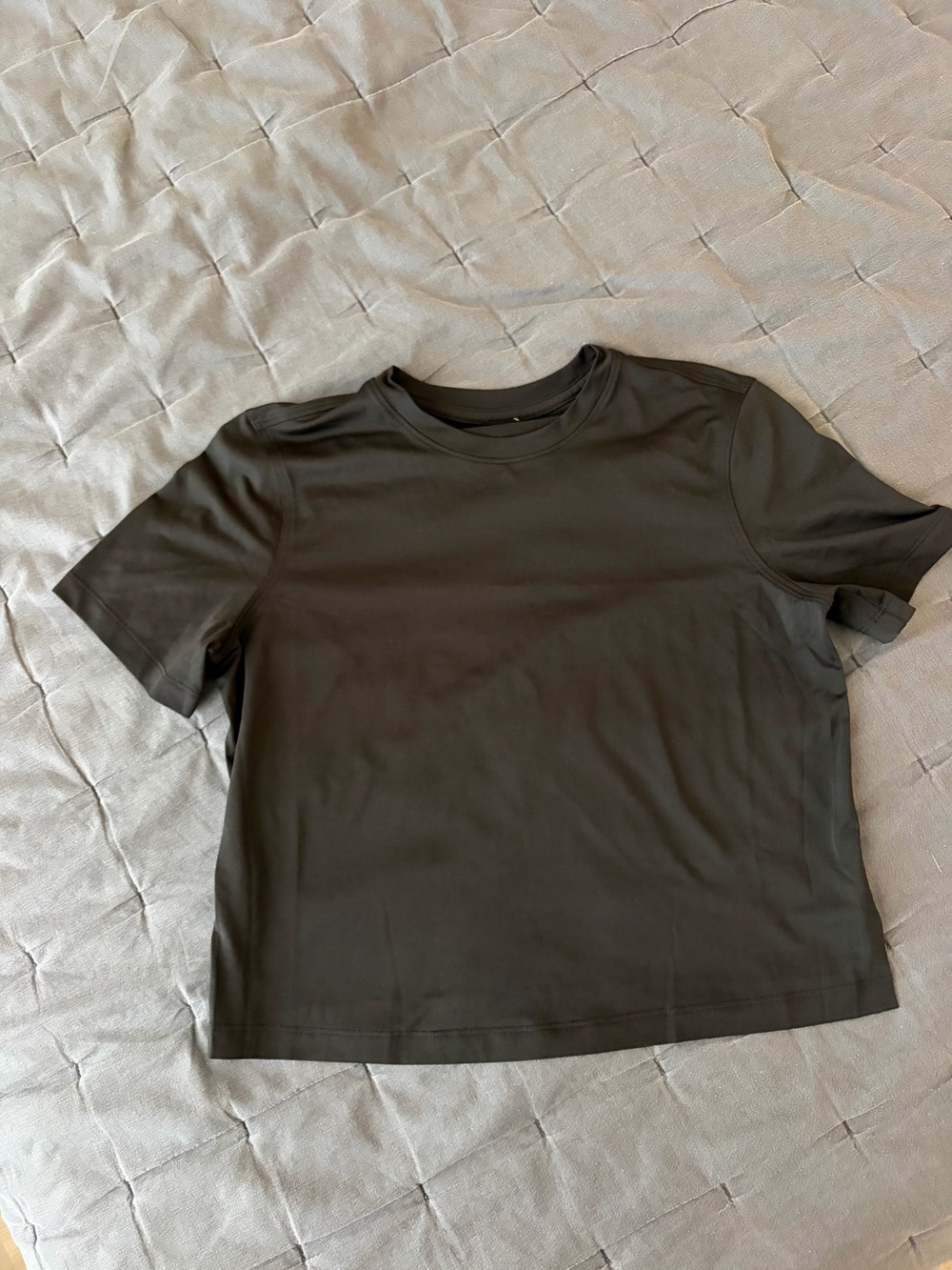 Lululemon Classic Short-Sleeve Active Crewneck Top - black, size 0